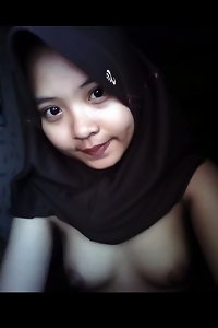 Hijab Asian Indonesian Muslim Girl Nude 4